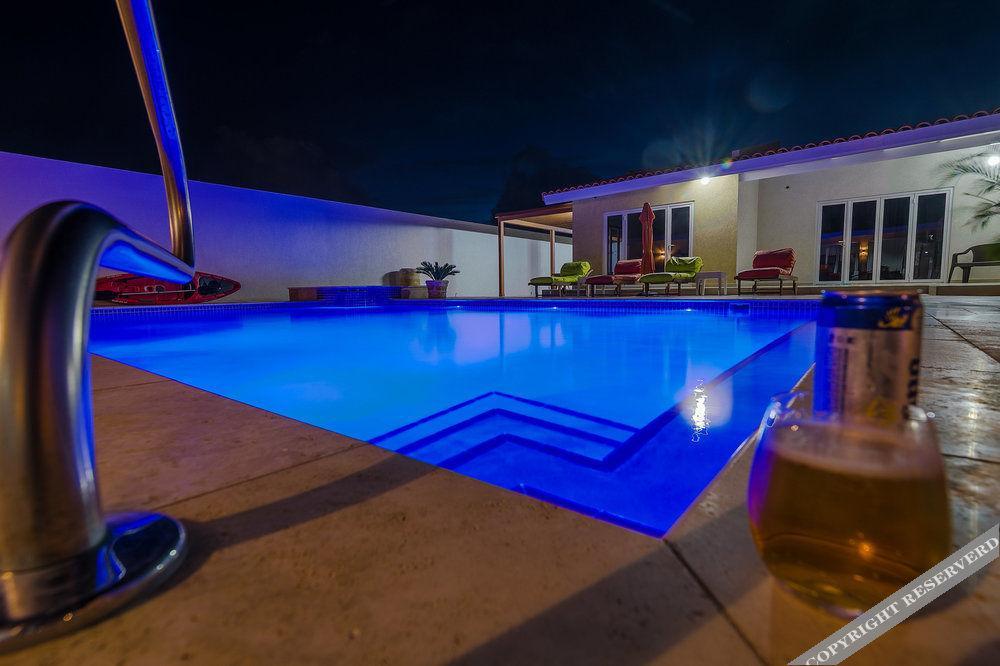 Aruba'S Bakval Suites Exteriér fotografie